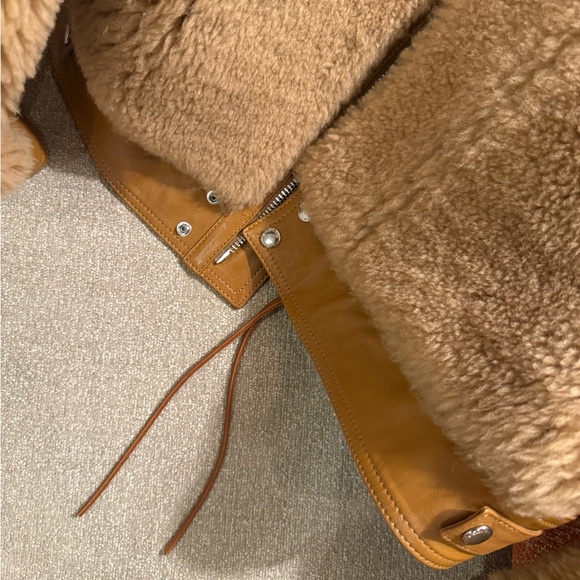 Coach real lamb shearling with leather trim jacket. - Picture 7 of 12